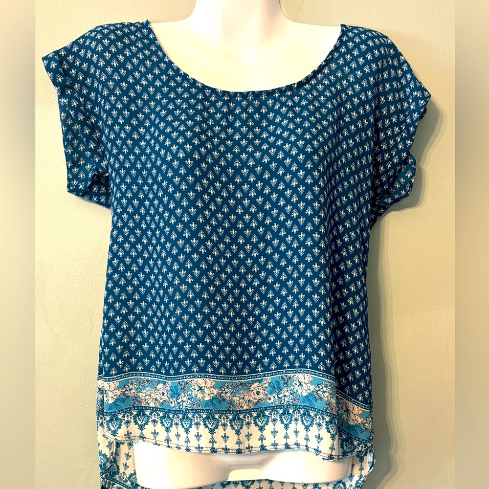 Pink Rose. Blue, light blue, and white Boho blouse. Size S